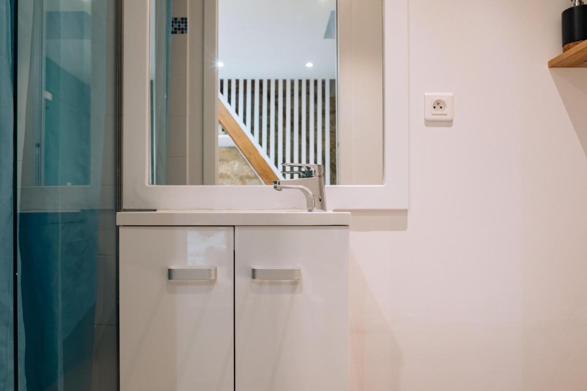 Modern 1 Bedroom Near Eiffel Tower Parijs